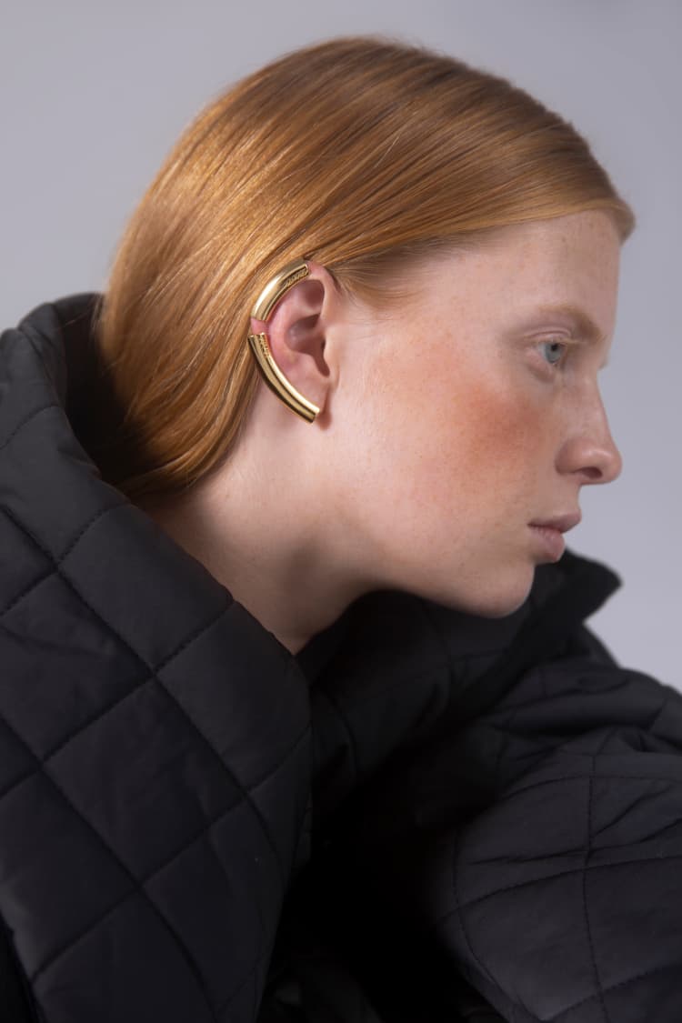 Boucle d’oreille ear climber intégrale en or
