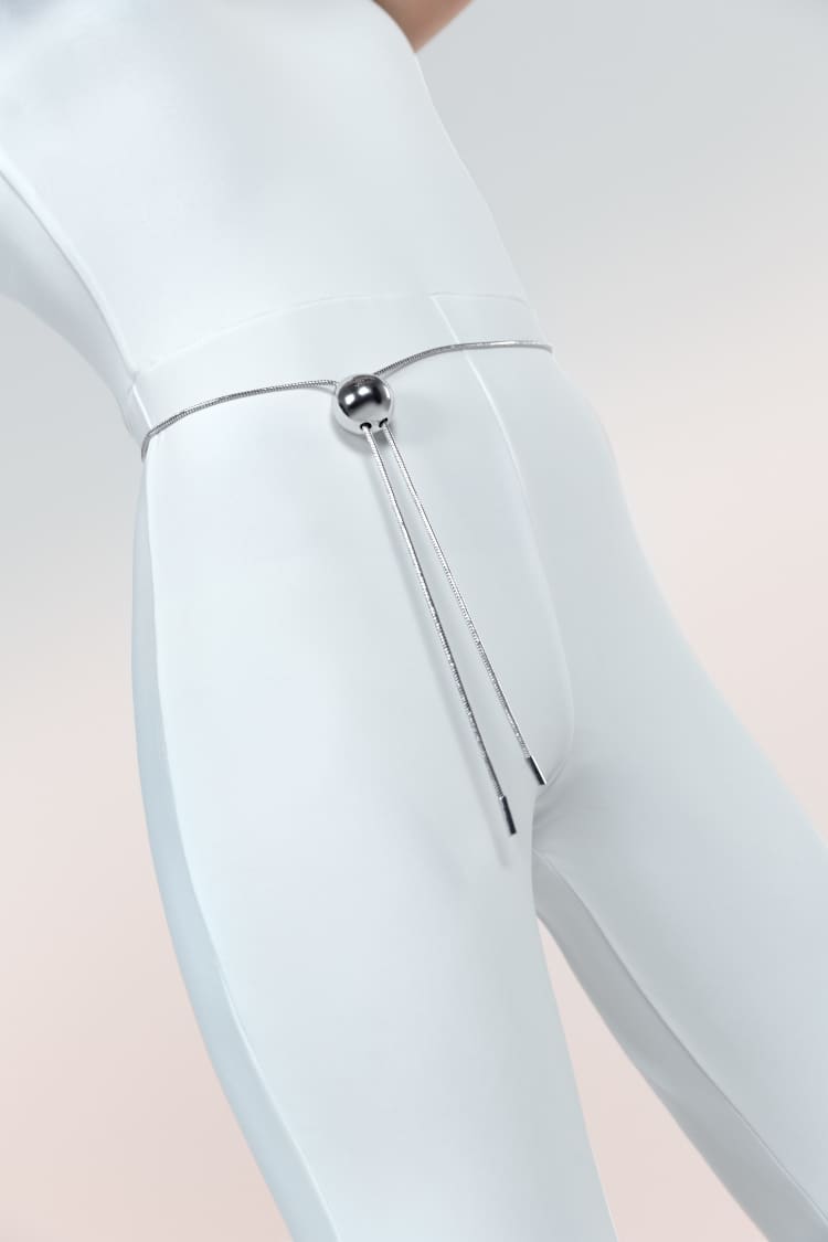Collier en argent à nœud coulissant