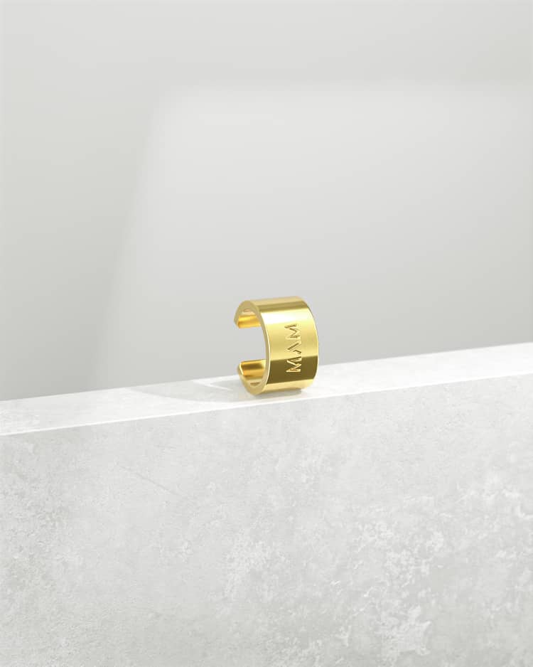 Cuff d’oreille rond en or