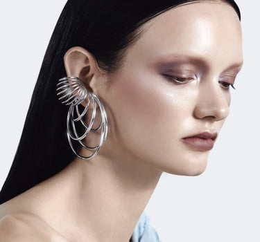 Ear cuff sphère en argent torsadé