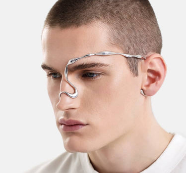 bijou facial de forme organique en argent