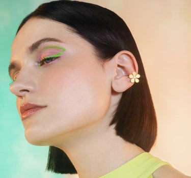 Ear cuff d’oreille fleur en or