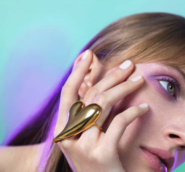 Grande bague en forme de cœur en or