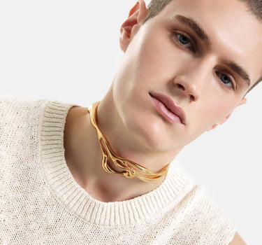 collier de forme organique en or