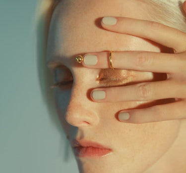 Bague clou en or