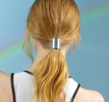 Petite ear cuff pour queue de cheval en argent
