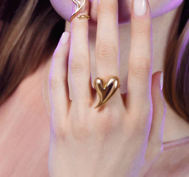 Bague d’amour en or en forme de cœur
