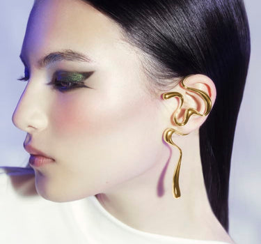 Grande ear cuff d’oreille en or liquide