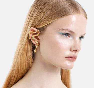 earcuff ondulé en or