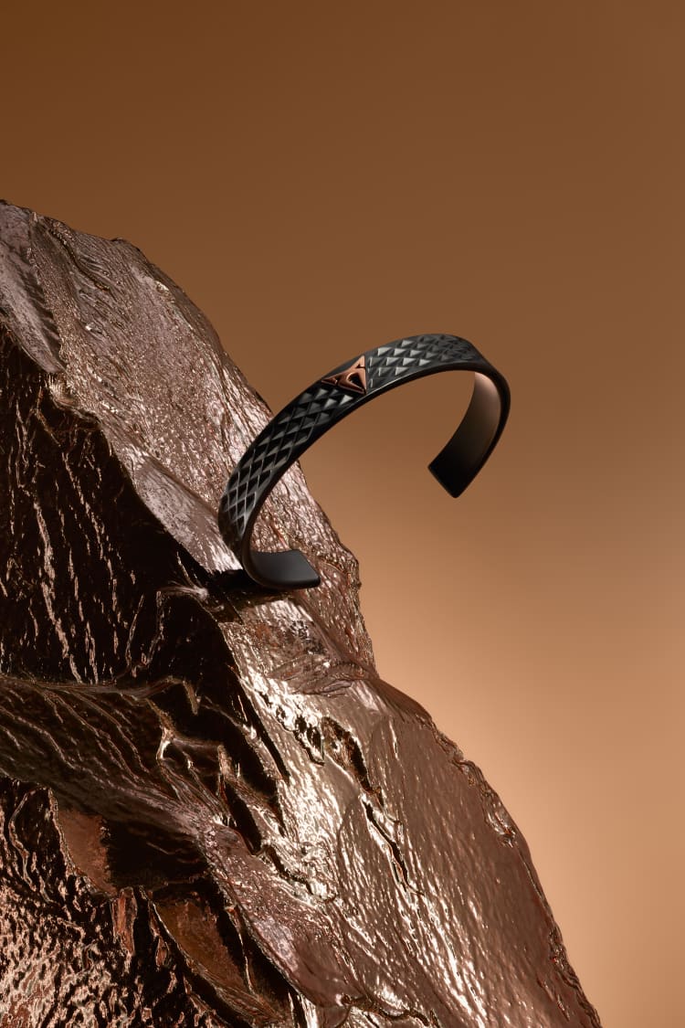 MAM | CUPRA Bracelet paramétrique taille L en ruthénium avec des détails en cuivre
