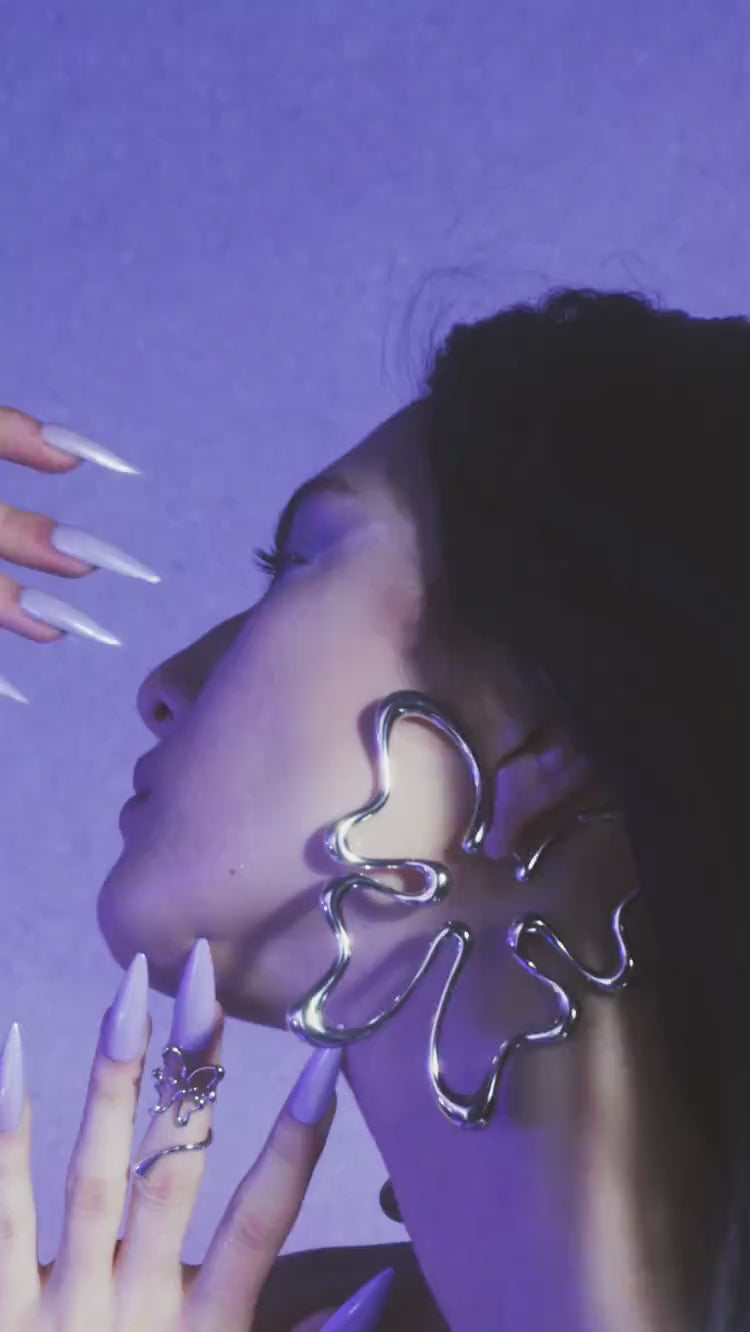 Grande boucle d’oreille papillon en argent