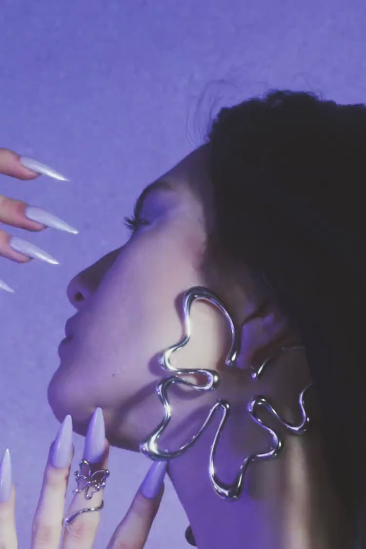 Grande boucle d’oreille papillon en argent