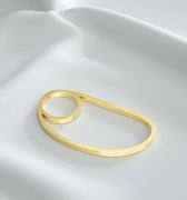 Hand ring jewelry in 18K gold